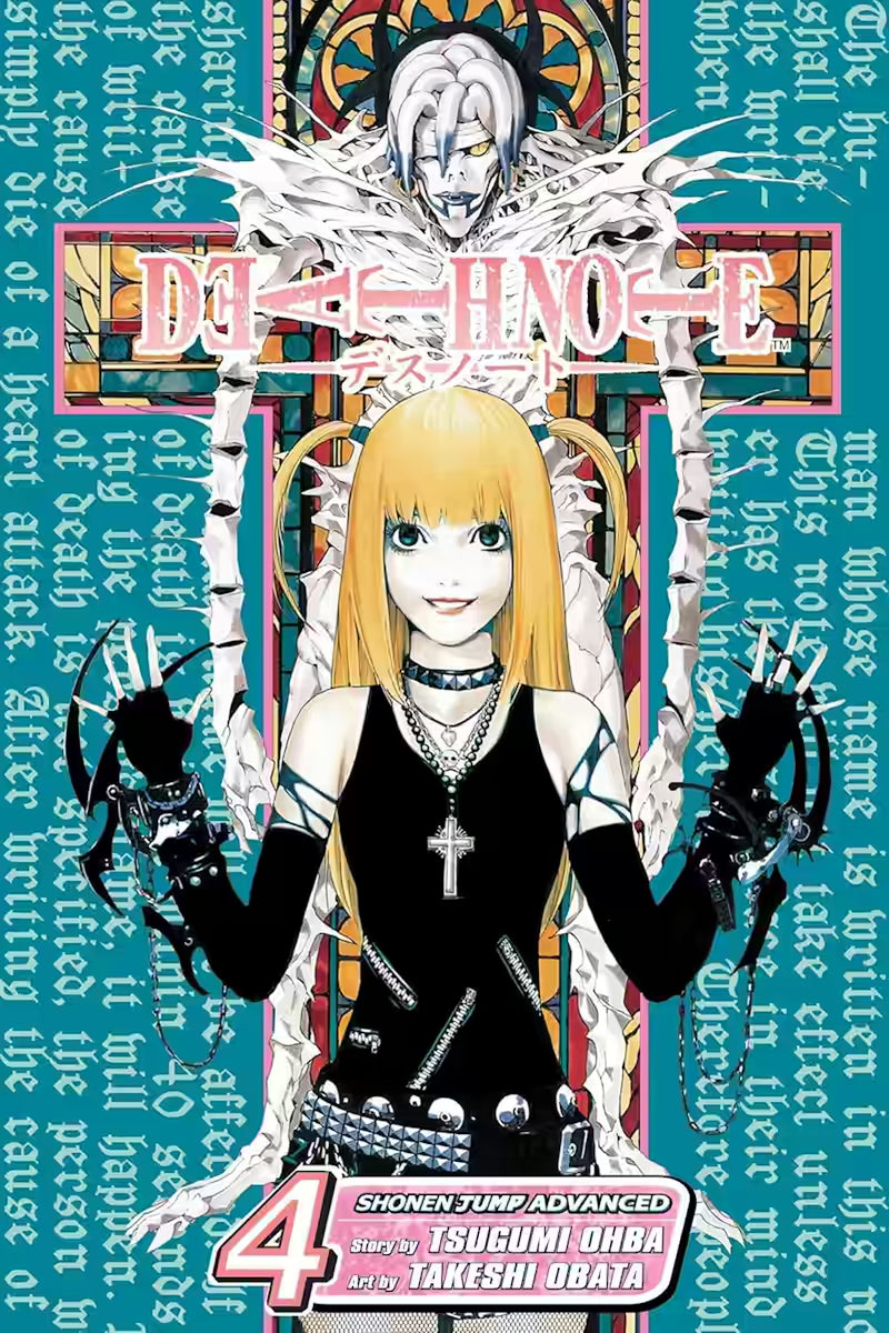 Manga-forside til ‘Death Note’ bind 4, der viser Misa Amane i sort goth-outfit foran et farverigt mosaikvindue, mens Rem står bag hende med udstrakte, benede arme.