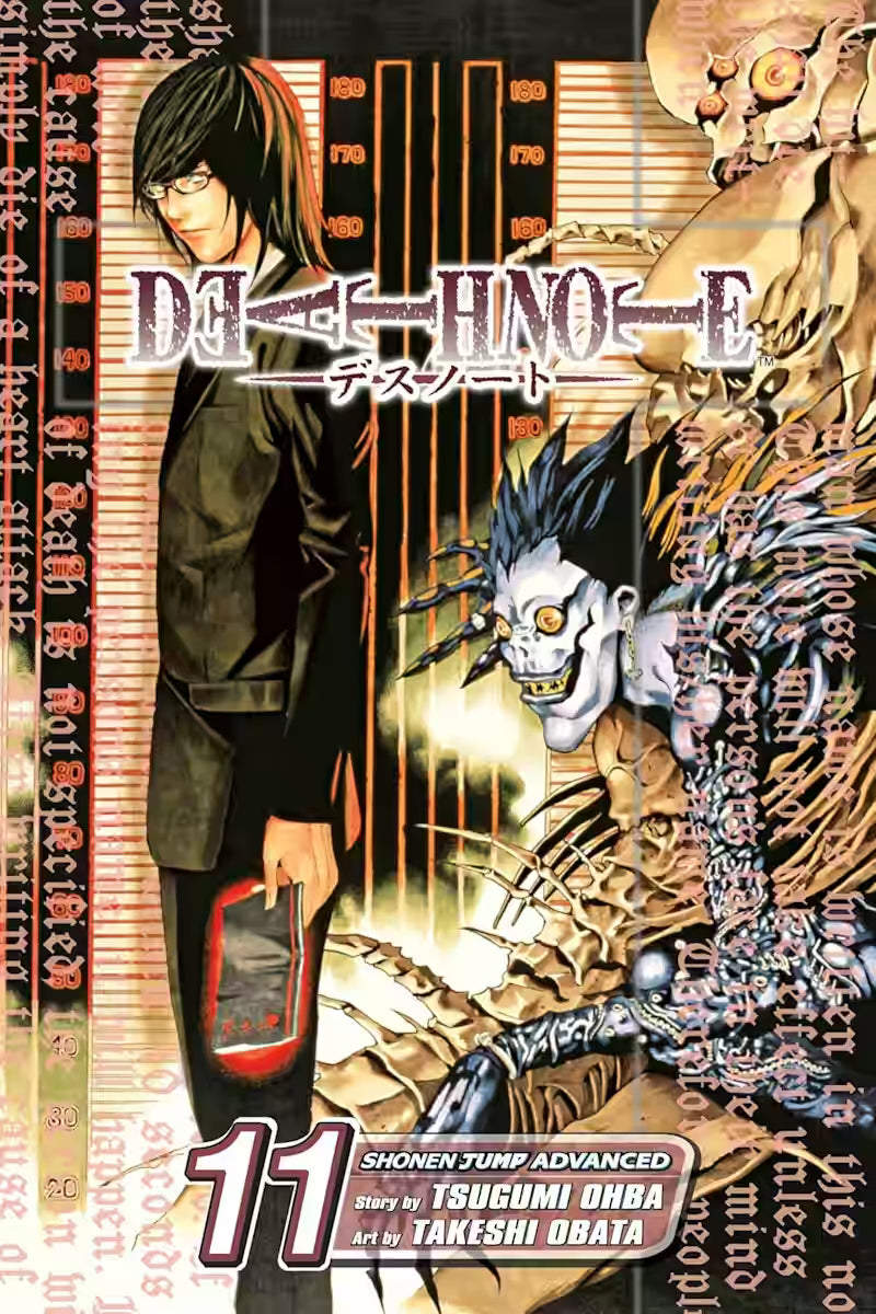 Image of Manga-forside til ‘Death Note’ bind 11, der viser Teru Mikami i sort jakkesæt stående foran et måleskema, mens Ryuk dukker frem bag ham med skævt smil og opspilede øjne blandt rygsøjlelignende knoglestrukturer.